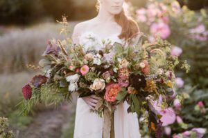 View More: http://lindsayhackney.pass.us/uncanoonucstyledshoot